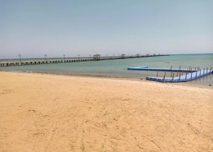 Coral Sea Sokhna 37, Egyptian Families Only Üdülőközpont *