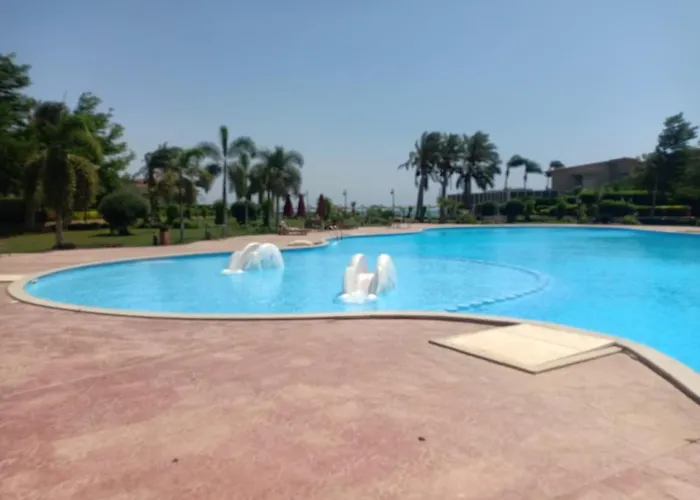 Coral Sea Sokhna 37, Egyptian Families Only Üdülőközpont Ajn-Szuhna